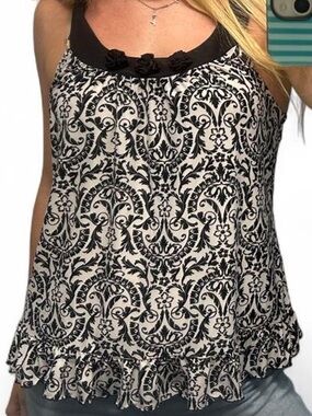 Studio Donatella Women’s Size Medium Black White Paisley Top